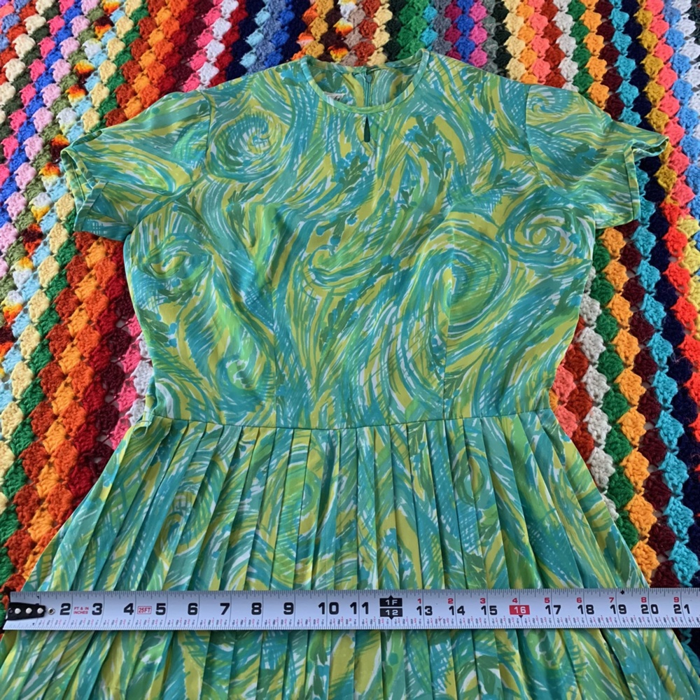 Vintage Make Mine McKettrick Pleated A-Line Van Gogh High Neck Short Sle… - Picture 8 of 11